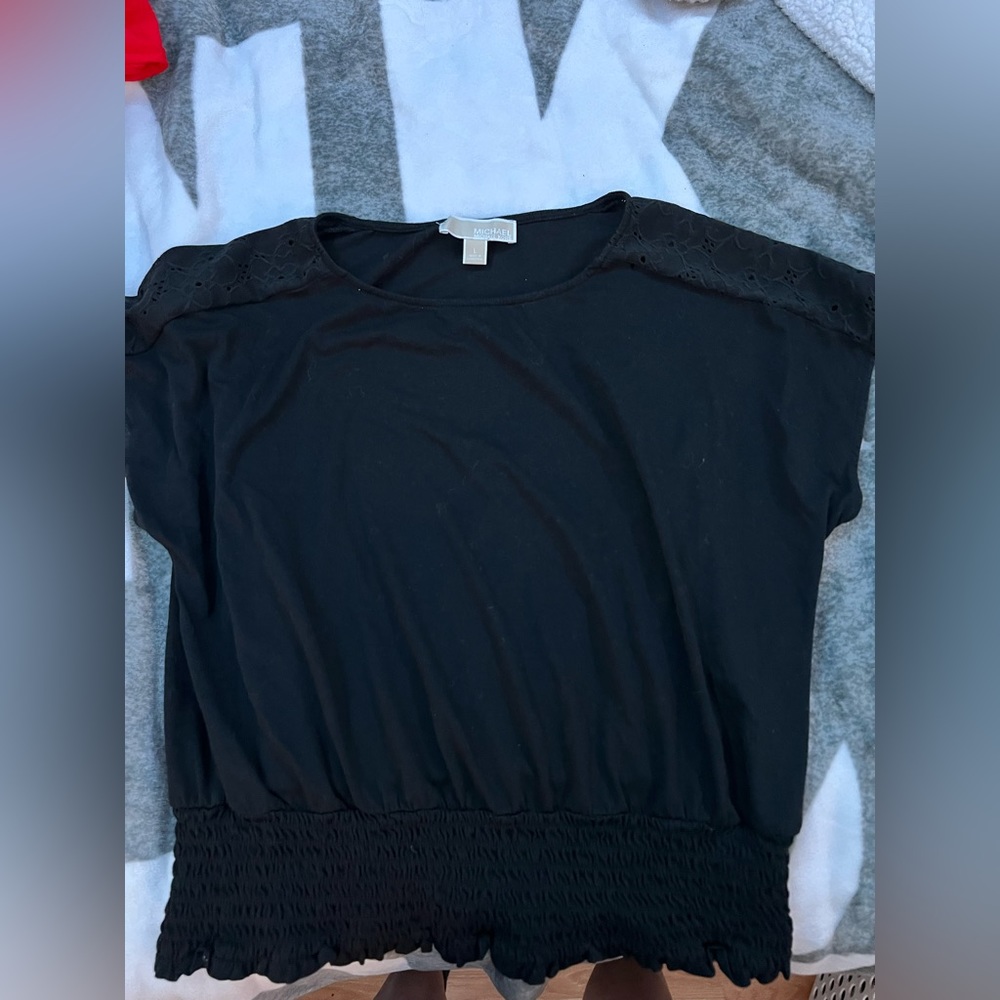 *MICHEAL KORS* black tee